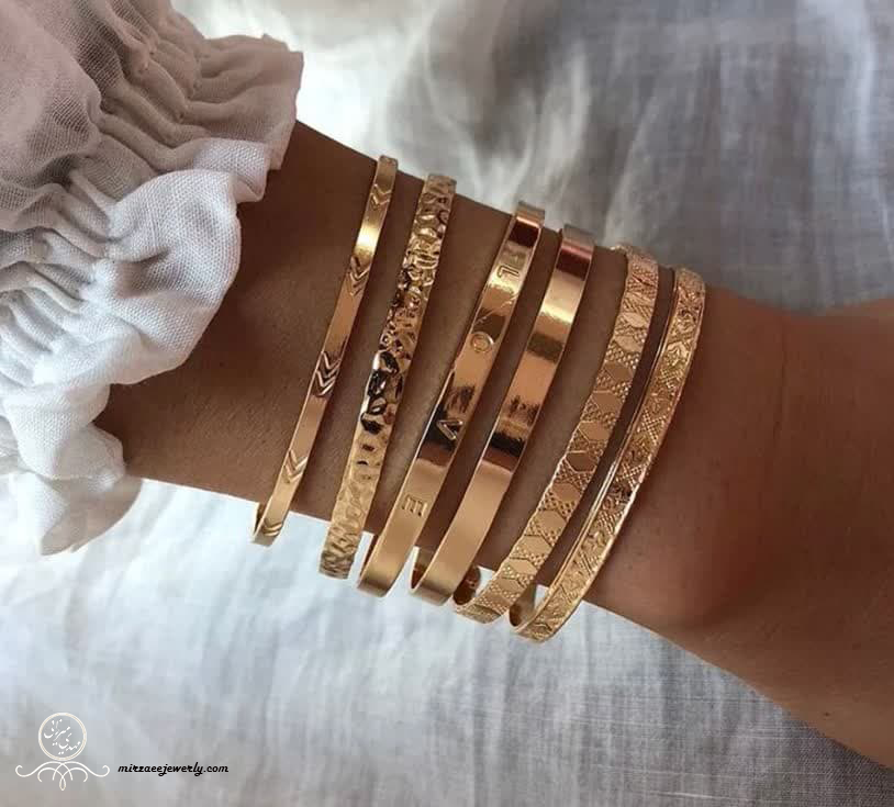photo 2023 10 02 10 19 07 - معرفی محبوب ترین مدل های دستبند طلا زنانه