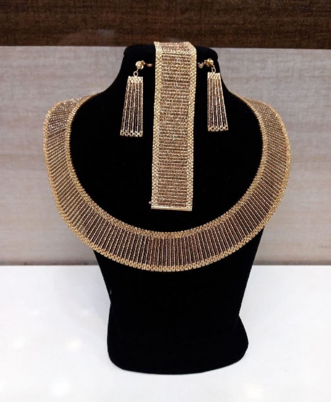 سرویس طلا ایتالیایی جذاب و دوست داشتنی